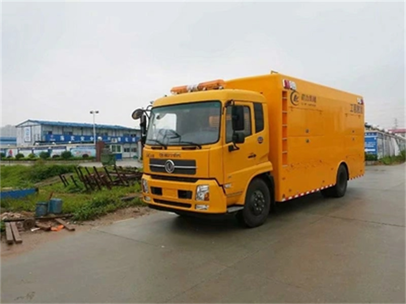 东风天锦3000立方排涝泵车