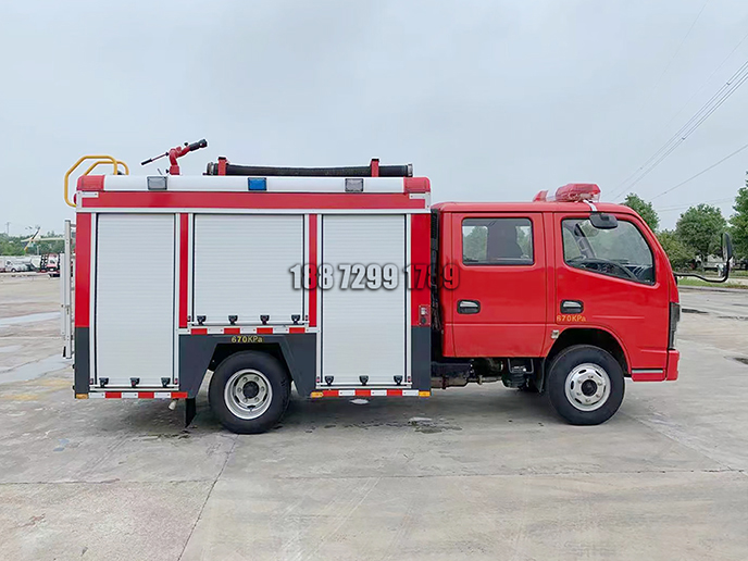 2.5吨东风水罐消防车 国六新款推荐