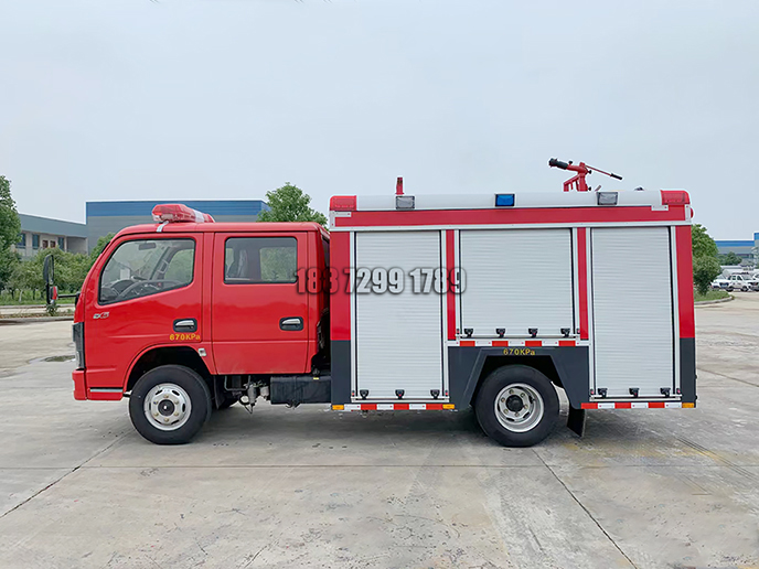 2.5吨东风水罐消防车 国六新款推荐