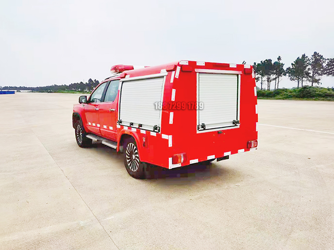 四驱 福田器材消防车