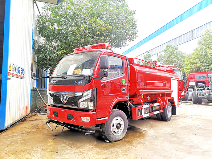 4-5吨消防洒水车厂家价格