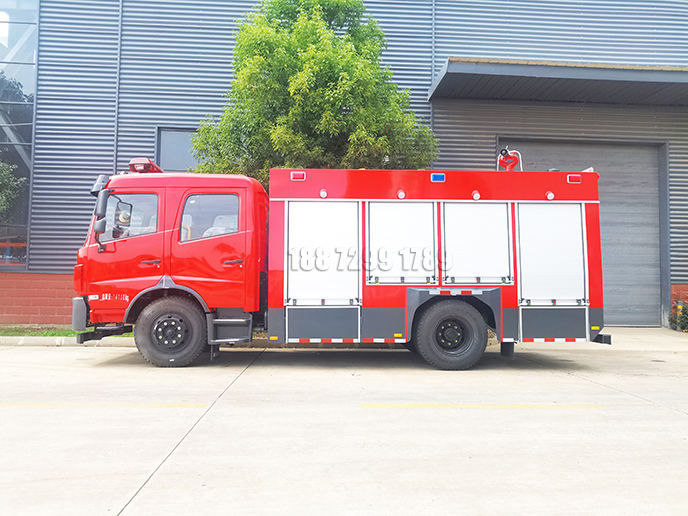 东风5.5吨中大型水罐消防车 国六排放