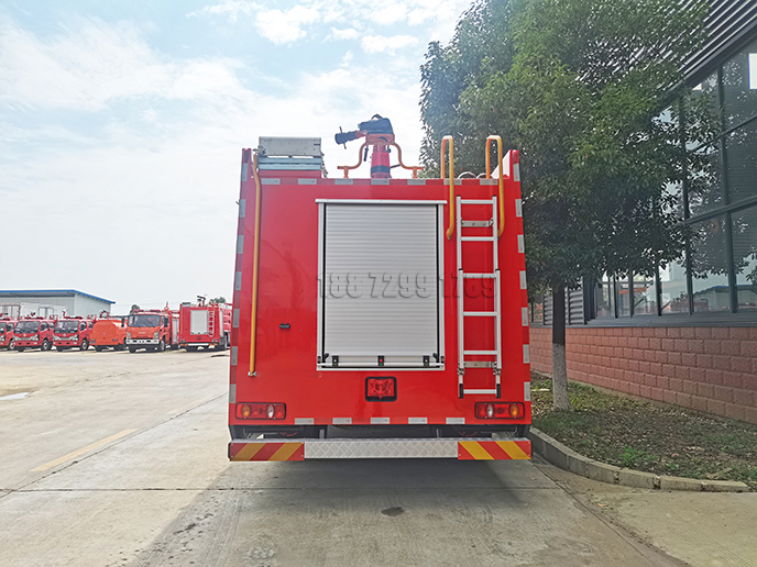 东风5.5吨中大型水罐消防车 国六排放